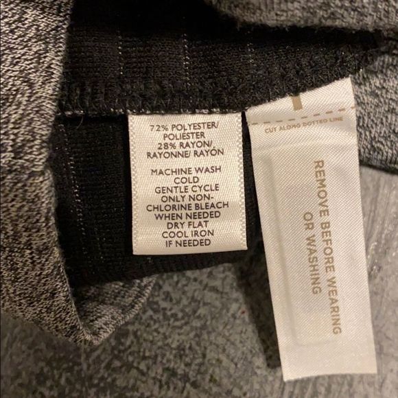 Lou & Grey Quilted Shift Dress - Picture 4 of 6